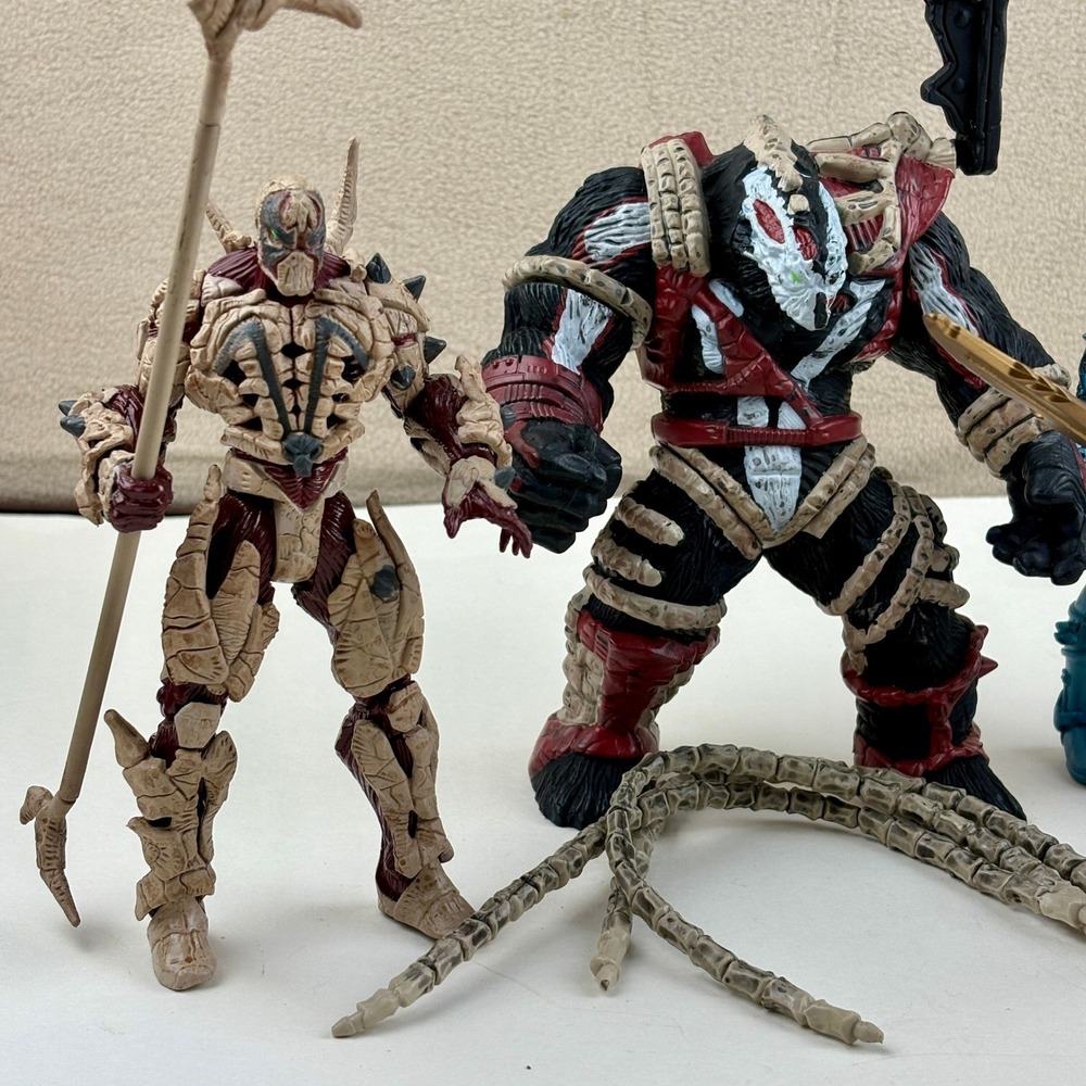 McFarlane Toys 1996 Spawn Series 6 Ultra Action Figure Lot of 5 - Picture 3 of 10
